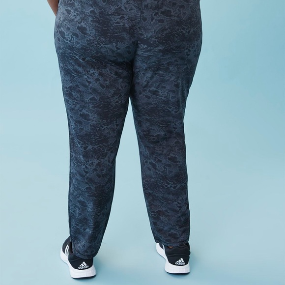 COPY - 6x Responsible, 4-Way Stretch Pull-On Jogger - Active Zone - Picture 4 of 6